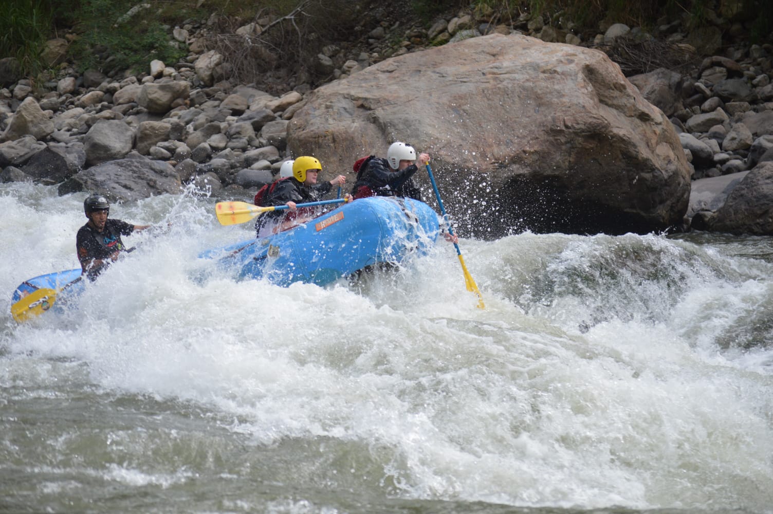 Home rafting peru river stop safety team
